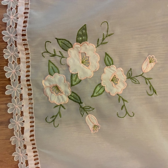 Vintage Curtains 8 Panels 3 Valences Ivory w/Peach and Green Flowers Poly EUC - Picture 7 of 10